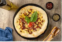 Maíz, crema y tocineta